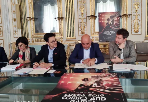 foto immagine presentazione mostre